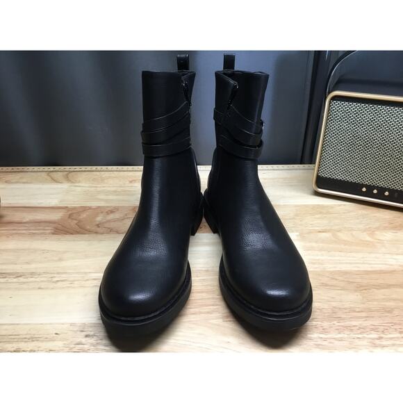 Baretraps Shoes - Baretraps Honee Boot Women 9 Black Leather Side Zip Slip Resistant Round Toe NWT